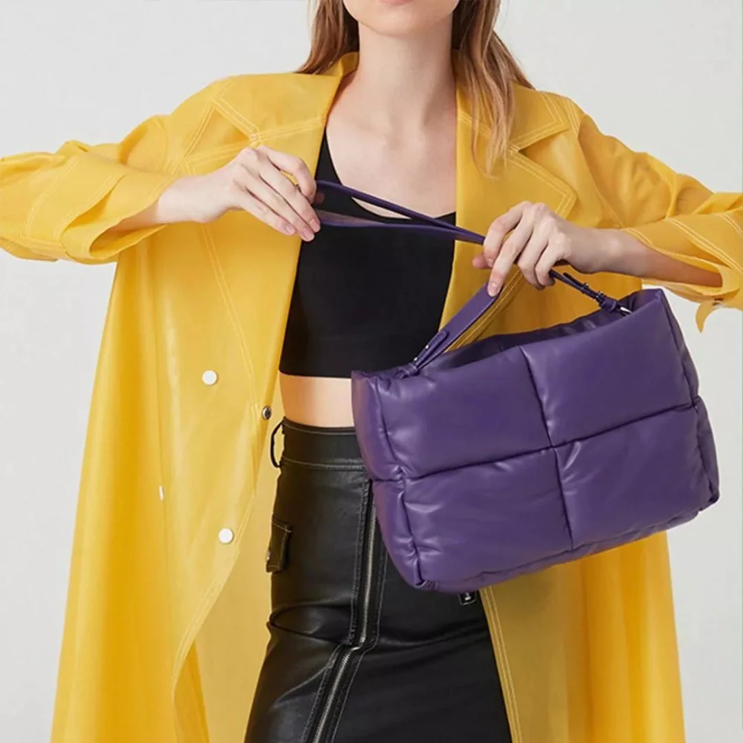 Airy Air Tote - Image 3
