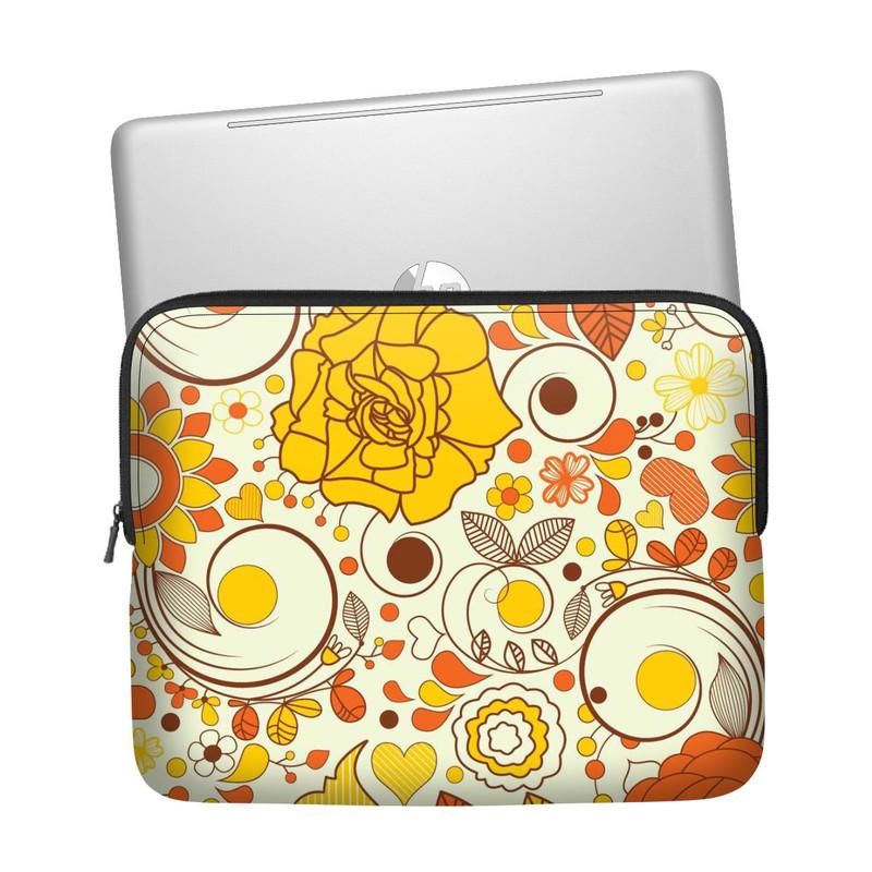 Autumn Design Pattern Laptop Sleeve - Image 4