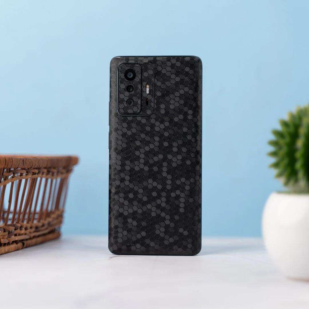 Black Honeycomb Mobile Skin - Image 3