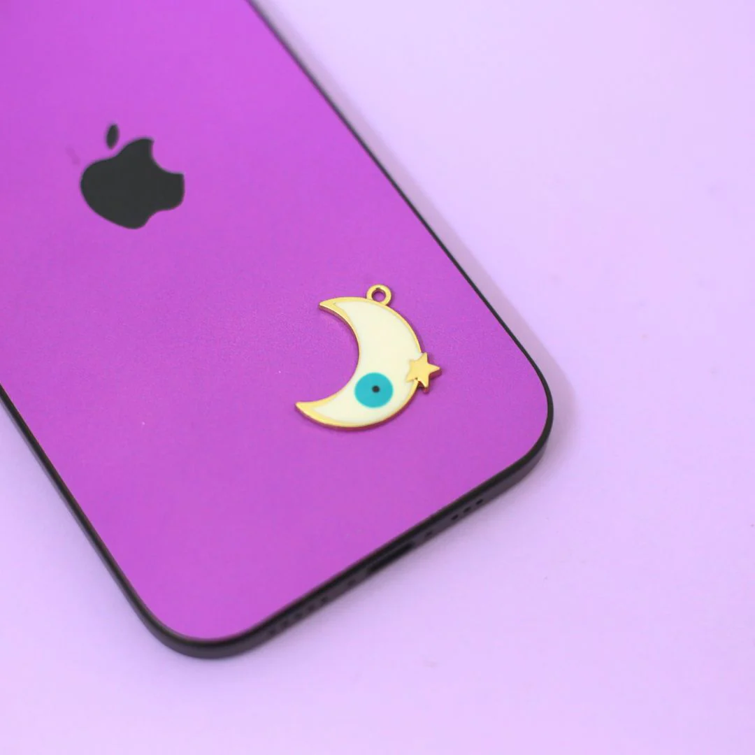 Charm Skins Moonshine Mobile Skin