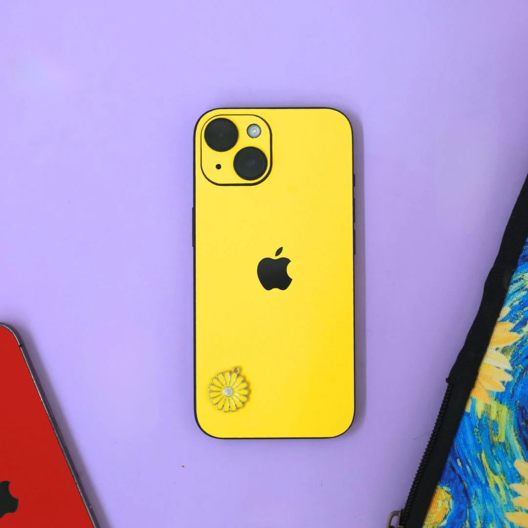 Charm Skins Yellow Daisy Mobile Skin - Image 2