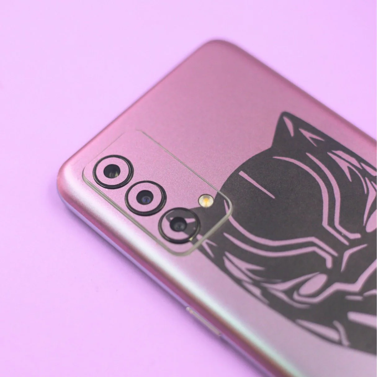 Exclusive Panther Edition - Color Changing