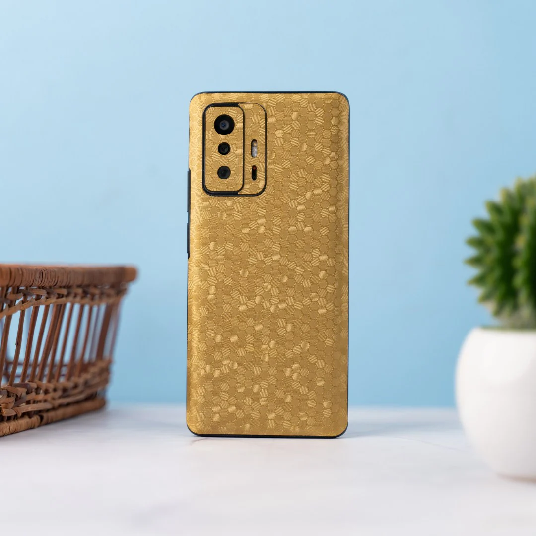 Golden Honeycomb Mobile Skin - Image 2