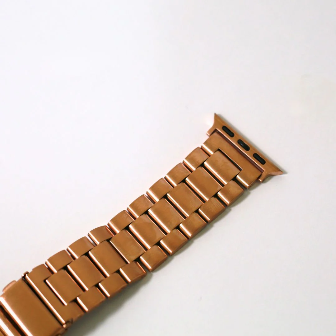 Apple Watch Stainless Steel Golden Strap - 38/40/41 MM - Image 2