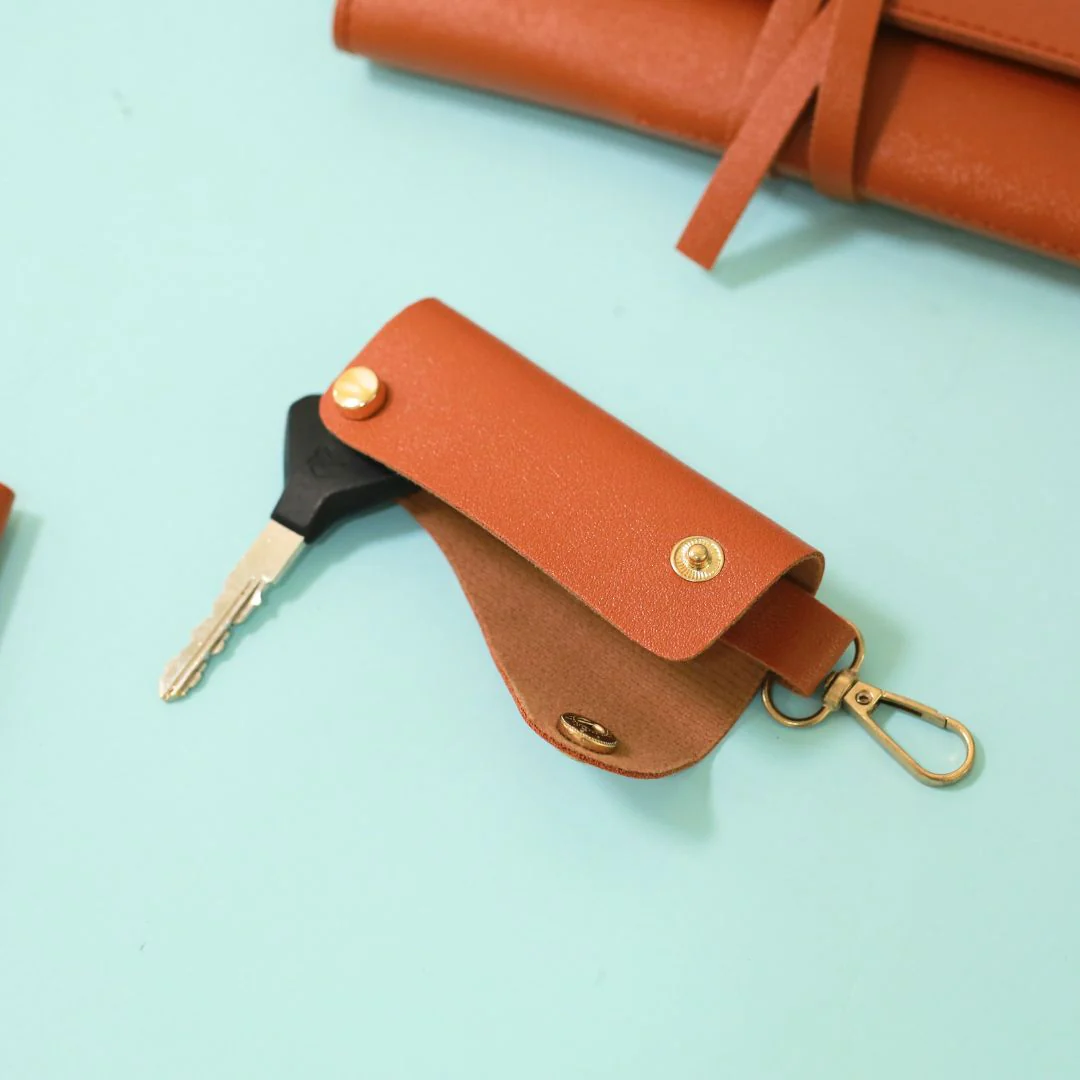 Leather Key Organizer - 4cm x 10cm x 4cm