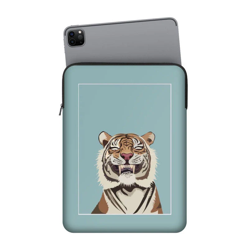 Smile Mr Tiger IPad Sleeve