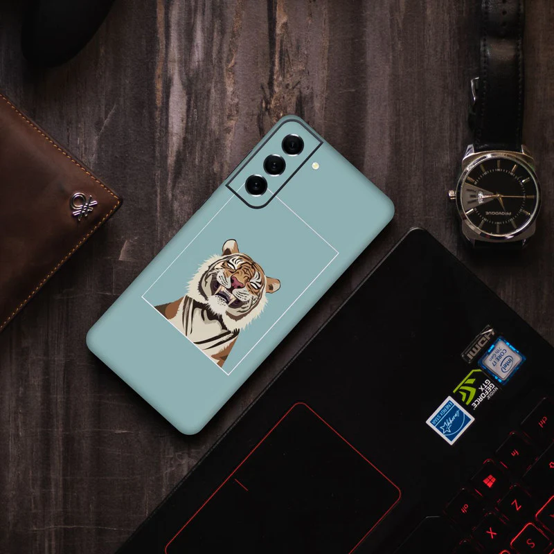 Smile Mr Tiger Mobile Skin