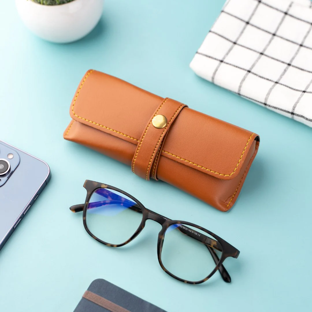 Shade Shield - Sunglasses/Spectacles Leather Organizer - Image 3